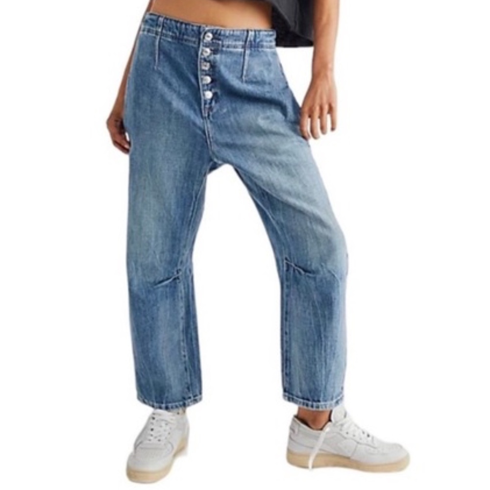 Free People Osaka Cut Darted Crop Barrel Jeans